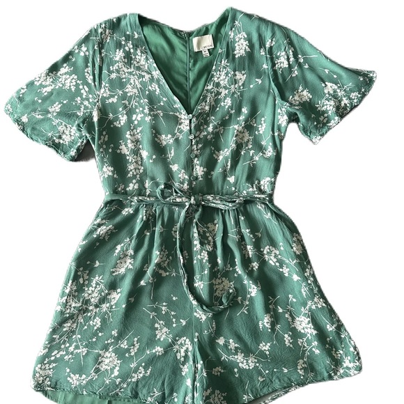 Greylin Floral Print Romper - Picture 1 of 10